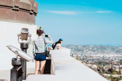 Turismo, primera actividad laboral para jvenes menores de 24 aos: CNET