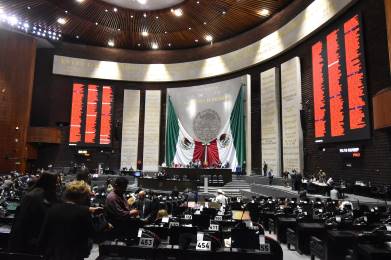 Diputados proh�ben l�mite de edad para ocupar un empleo
