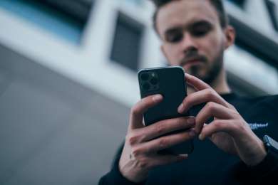 Generacin Z y Millennials pasan ms tiempo jugando en el celular