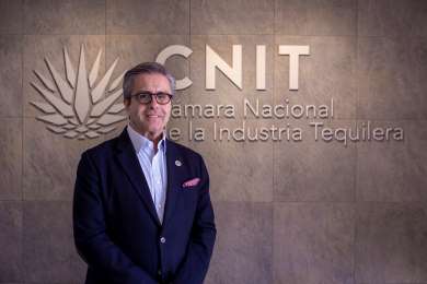 Luis Fernando Flix Fernndez, reelecto al frente de la Cmara Nacional de la Industria Tequilera