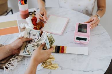 Avanzan reformas para cumplir principio de igualdad salarial 