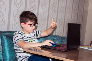 Se incrementa uso de redes sociales entre menores de edad, revela el IFT
