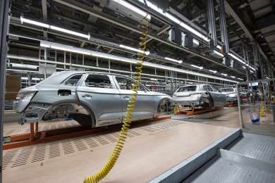 Empresas automotrices deben implementar estrategias ms all de un salario competitivo para retener al talento