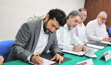 Signan convenio para reforzar inclusin de estudiantes de educacin superior en Jvenes Construyendo el Futuro y SNE