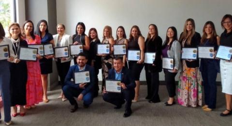 Awards of Happiness reconoce a lderes de Recursos Humanos en El Salvador por su trayectoria e impacto social