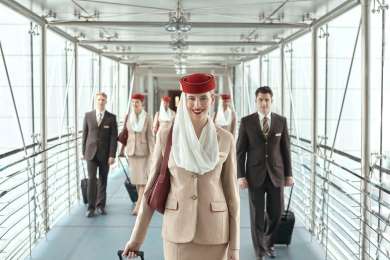 Emirates contratar a 5,000 tripulantes de cabina de los seis continentes este ao