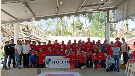 Holcim Mxico concluy rehabilitacin de ms de 100 viviendas afectadas por el huracn Otis