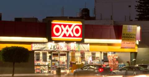 Mondelēz Snacking Mxico y OXXO reforestan el Parque Lincoln en Monterrey