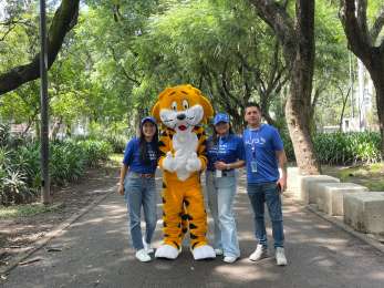 Colaboradores de Sura conectan con mexicanos para fortalecer el acompaamiento en seguros