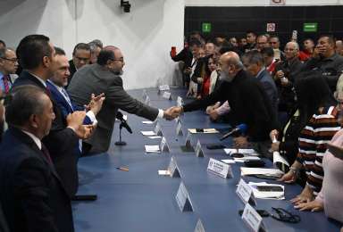 UNAM y STUNAM acuerdan 4.0% de aumento directo al salario