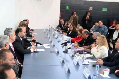 UNAM y AAPAUNAM inician negociacin salarial para el periodo 2026-2027