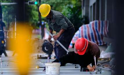 Errores en el control de horarios y descansos elevan riesgos ante reducci�n de jornada laboral