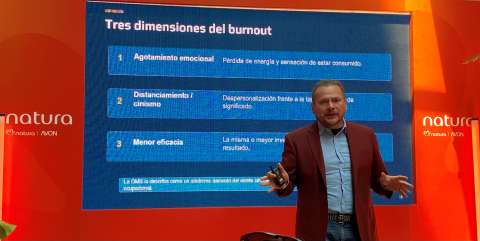 Hiperconectividad y burnout obligan a replantear estrategias de bienestar laboral