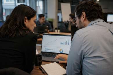 Empresas aumentan inversi�n en IA, pero a�n enfrentan retos para medir su impacto 