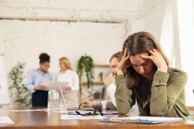 Preocupacin excesiva y dolor de cabeza, sntomas de problemas en salud mental