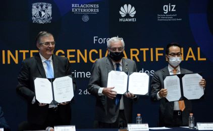 UNAM reitera compromiso por capacitar a profesionales en uso de IA