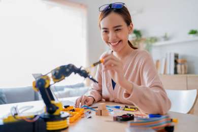 Lanzan proyecto para incrementar participacin femenina en carreras STEM